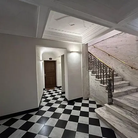 Palazzo Dei Rolli,acquario,porto